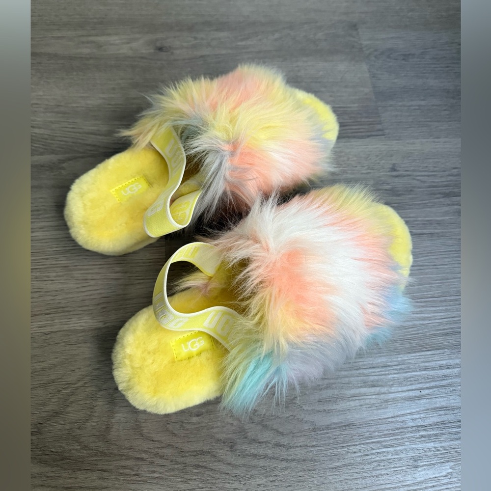 *NWOB* Ugg Women’s Fluff Yeah Yellow Tie Dye Slides Size 10